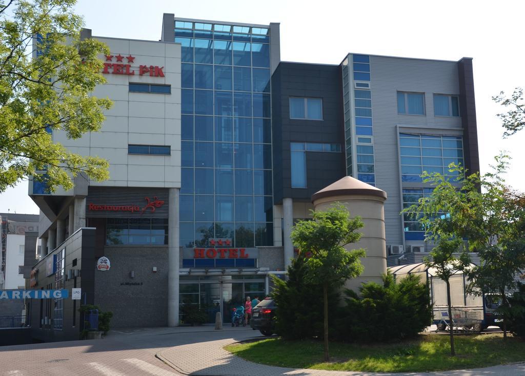 Hotel Pik Mikolow Exterior photo